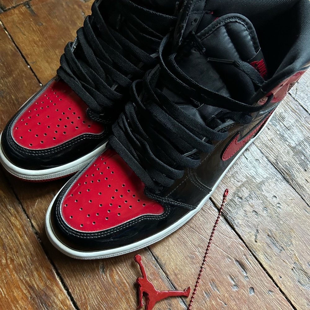 Jordan 1 Bred Pantent Leather Men’s Size 9.5 Used No Box